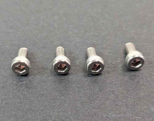 Stainless steel screws - 4, x